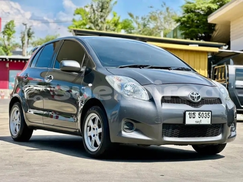 Big with watermark toyota yaris chai nat chai nat 77960