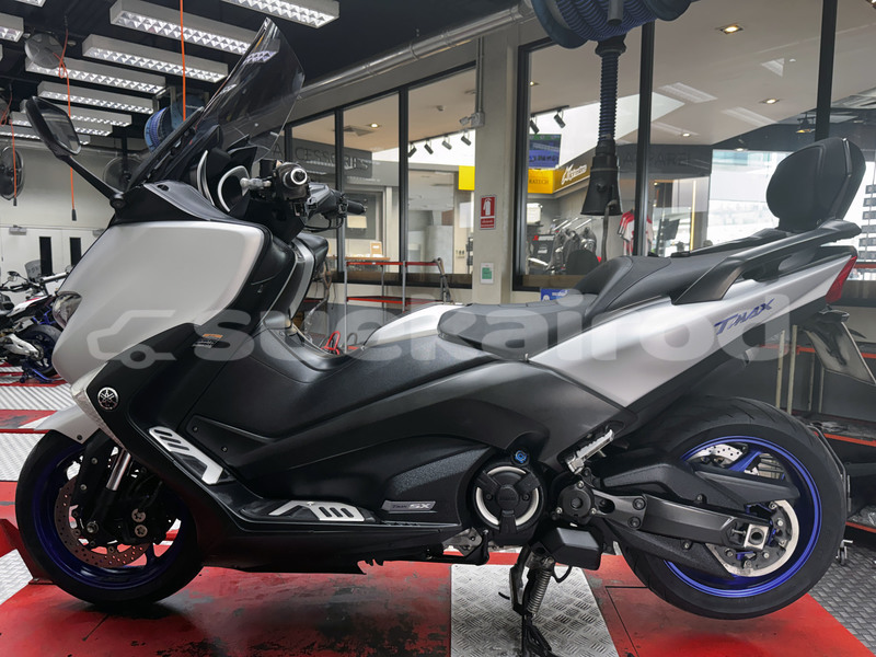 Big with watermark yamaha tmax bangkok bangkok 77984