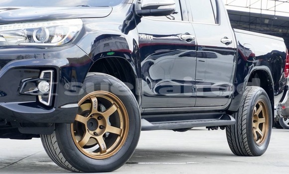 Buy Used Toyota Hiluxe Revo Black Car in Pathum Thani in Pathum Thani Buy Used Toyota Hiluxe Revo Black Car in Pathum Thani in Pathum Thani