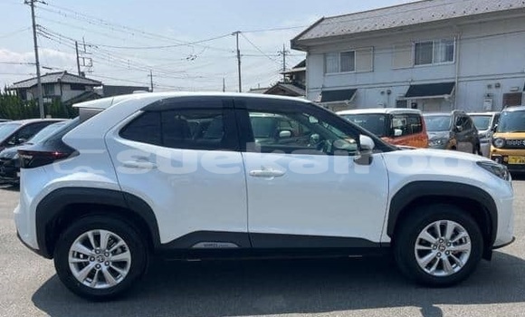 Buy Used Toyota Yaris White Car in Bangkok in Bangkok Buy Used Toyota Yaris White Car in Bangkok in Bangkok