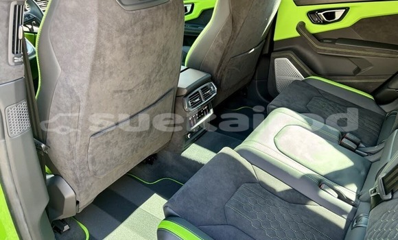 Buy Used Lamborghini Urus Green Car in Chai Nat in Chai Nat Buy Used Lamborghini Urus Green Car in Chai Nat in Chai Nat