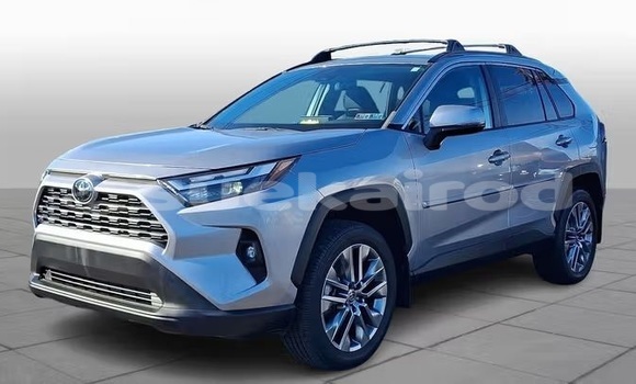 ซื้อ รถมือสอง Toyota RAV4 เงิน รถยนต์ ใน %{เมือง} ใน อำนาจเจริญ