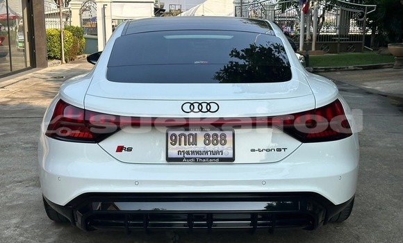 Buy Used Audi quattro White Car in Pathum Thani in Pathum Thani