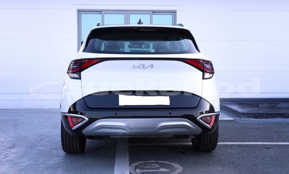 Buy Used Kia Sportage White Car in Bangkok in Bangkok Buy Used Kia Sportage White Car in Bangkok in Bangkok