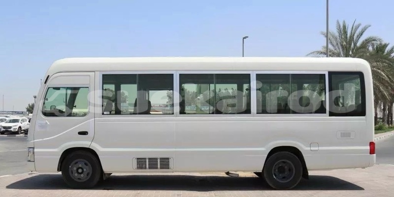Big with watermark toyota coaster bangkok bangkok 78018