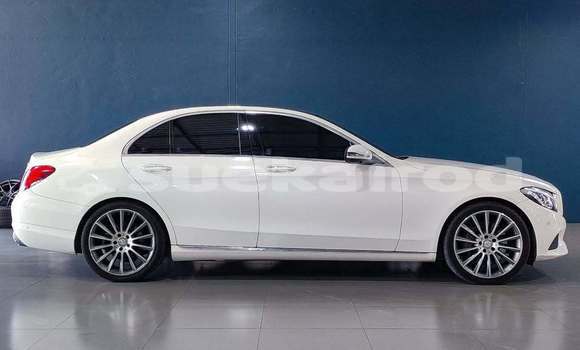 Buy Used Mercedes‒Benz C–Class White Car in Bangkok in Bangkok Buy Used Mercedes‒Benz C–Class White Car in Bangkok in Bangkok