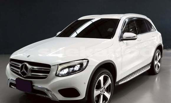 Buy Used Mercedes‒Benz GL–Class White Car in Bangkok in Bangkok Buy Used Mercedes‒Benz GL–Class White Car in Bangkok in Bangkok