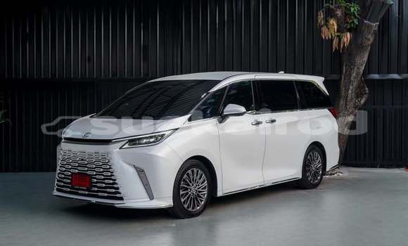 Buy Used Lexus LX White Car in Bangkok in Bangkok Buy Used Lexus LX White Car in Bangkok in Bangkok