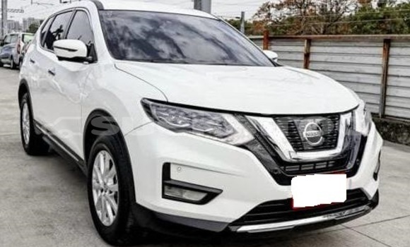 Buy Used Nissan X-Trail White Car in Bangkok in Bangkok Buy Used Nissan X-Trail White Car in Bangkok in Bangkok