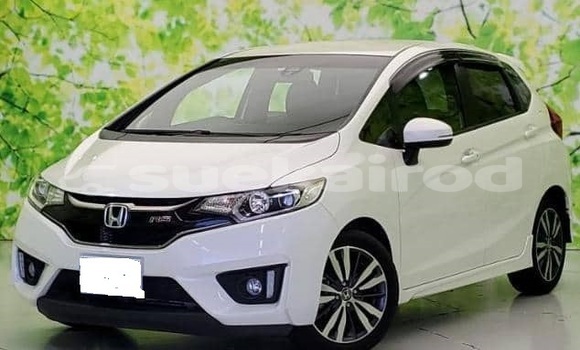 Buy Used Honda Fit White Car in Bangkok in Bangkok