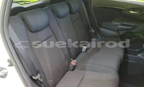 Buy Used Honda Fit White Car in Bangkok in Bangkok Buy Used Honda Fit White Car in Bangkok in Bangkok