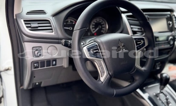Buy Used Mitsubishi L200 White Car in Bangkok in Bangkok Buy Used Mitsubishi L200 White Car in Bangkok in Bangkok