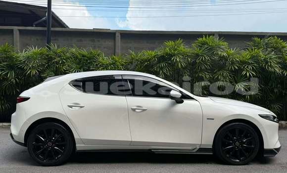 Buy Used Mazda 3 White Car in Bangkok in Bangkok Buy Used Mazda 3 White Car in Bangkok in Bangkok