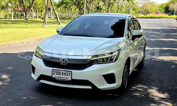 Buy Used Honda City White Car in Bangkok in Bangkok