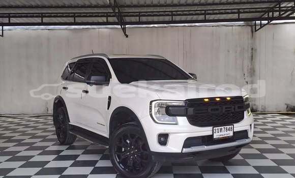 Buy Used Ford Everest White Car in Bangkok in Bangkok Buy Used Ford Everest White Car in Bangkok in Bangkok