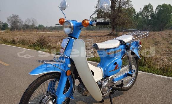 ซื้อ รถมือสอง Honda Dream 50 R สีน้ำเงิน จักรยานยนต์ ใน %{เมือง} ใน กรุงเทพมหานคร ซื้อ รถมือสอง Honda Dream 50 R สีน้ำเงิน จักรยานยนต์ ใน %{เมือง} ใน กรุงเทพมหานคร