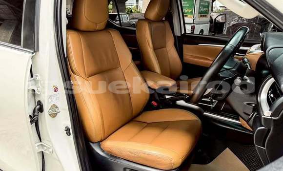 ซื้อ รถมือสอง Toyota Fortuner ขาว รถยนต์ ใน %{เมือง} ใน กรุงเทพมหานคร ซื้อ รถมือสอง Toyota Fortuner ขาว รถยนต์ ใน %{เมือง} ใน กรุงเทพมหานคร