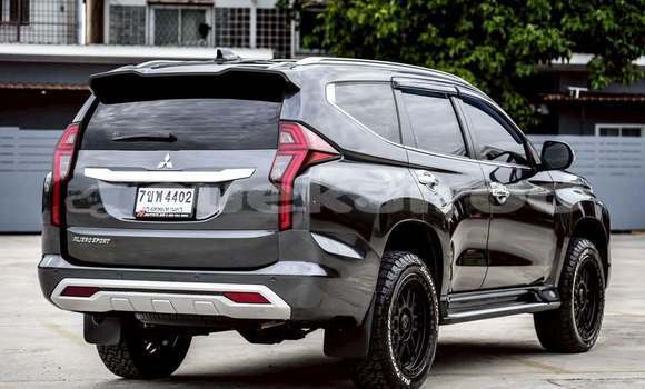 ซื้อ รถมือสอง Mitsubishi Pajero สีดำ รถยนต์ ใน %{เมือง} ใน กรุงเทพมหานคร ซื้อ รถมือสอง Mitsubishi Pajero สีดำ รถยนต์ ใน %{เมือง} ใน กรุงเทพมหานคร