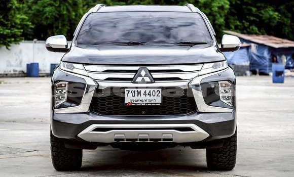 ซื้อ รถมือสอง Mitsubishi Pajero สีดำ รถยนต์ ใน %{เมือง} ใน กรุงเทพมหานคร ซื้อ รถมือสอง Mitsubishi Pajero สีดำ รถยนต์ ใน %{เมือง} ใน กรุงเทพมหานคร