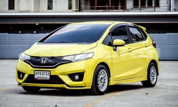 ซื้อ รถมือสอง Honda Jazz อื่น ๆ รถยนต์ ใน %{เมือง} ใน กรุงเทพมหานคร