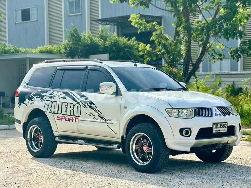Big with watermark mitsubishi pajero bangkok bangkok 78171