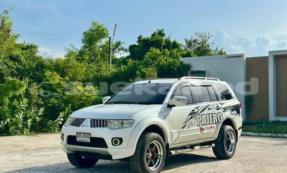 ซื้อ รถมือสอง Mitsubishi Pajero ขาว รถยนต์ ใน %{เมือง} ใน กรุงเทพมหานคร ซื้อ รถมือสอง Mitsubishi Pajero ขาว รถยนต์ ใน %{เมือง} ใน กรุงเทพมหานคร
