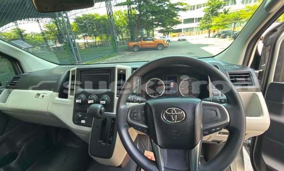 Buy Used Toyota Commuter Other Car in Bangkok in Bangkok Buy Used Toyota Commuter Other Car in Bangkok in Bangkok