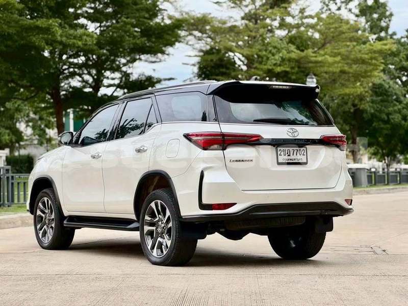 Big with watermark toyota fortuner bangkok bangkok 78197