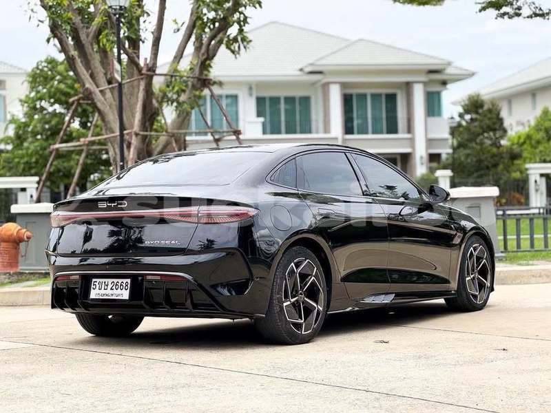 Big with watermark byd s6 bangkok bangkok 78200