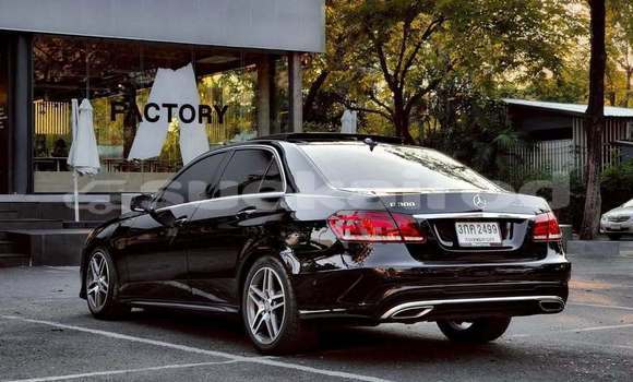 ซื้อ รถมือสอง Mercedes‒Benz E–Class สีดำ รถยนต์ ใน %{เมือง} ใน กรุงเทพมหานคร ซื้อ รถมือสอง Mercedes‒Benz E–Class สีดำ รถยนต์ ใน %{เมือง} ใน กรุงเทพมหานคร