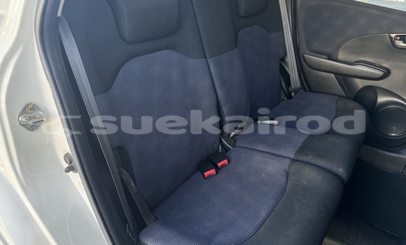 Buy Used Honda Jazz White Car in Nonthaburi in Nonthaburi Buy Used Honda Jazz White Car in Nonthaburi in Nonthaburi