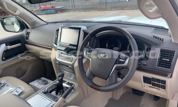 ซื้อ รถมือสอง Toyota Land Cruiser ขาว รถยนต์ ใน %{เมือง} ใน กรุงเทพมหานคร ซื้อ รถมือสอง Toyota Land Cruiser ขาว รถยนต์ ใน %{เมือง} ใน กรุงเทพมหานคร