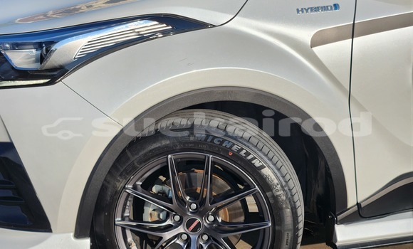Buy Used Toyota C-HR White Car in Phuket in Phuket Buy Used Toyota C-HR White Car in Phuket in Phuket