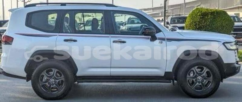 Big with watermark toyota land cruiser bangkok bangkok 78271