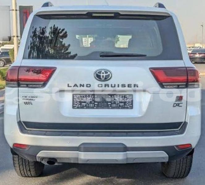 Big with watermark toyota land cruiser bangkok bangkok 78271