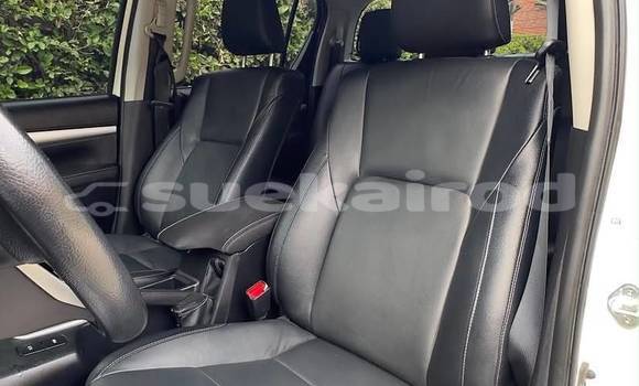 ซื้อ รถมือสอง Toyota Hilux ขาว รถยนต์ ใน %{เมือง} ใน กรุงเทพมหานคร ซื้อ รถมือสอง Toyota Hilux ขาว รถยนต์ ใน %{เมือง} ใน กรุงเทพมหานคร