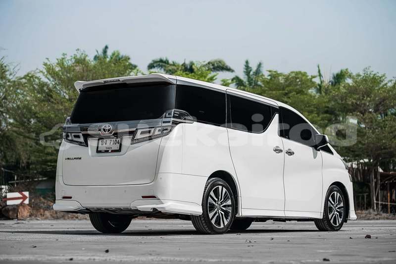Big with watermark toyota vellfire bangkok bangkok 78284