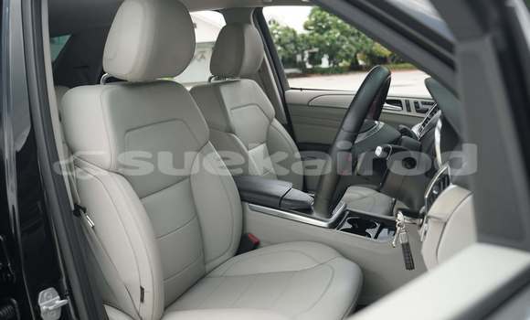 Buy Used Mercedes‒Benz ML–Class Black Car in Bangkok in Bangkok