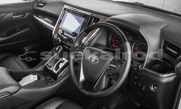 Buy Used Toyota Alphard White Car in Bangkok in Bangkok Buy Used Toyota Alphard White Car in Bangkok in Bangkok