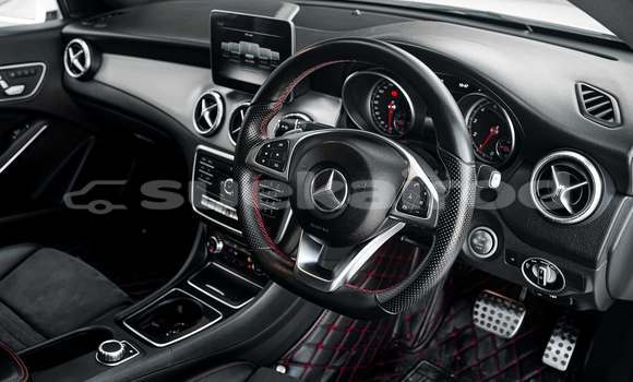 Buy Used Mercedes‒Benz GL–Class White Car in Bangkok in Bangkok Buy Used Mercedes‒Benz GL–Class White Car in Bangkok in Bangkok