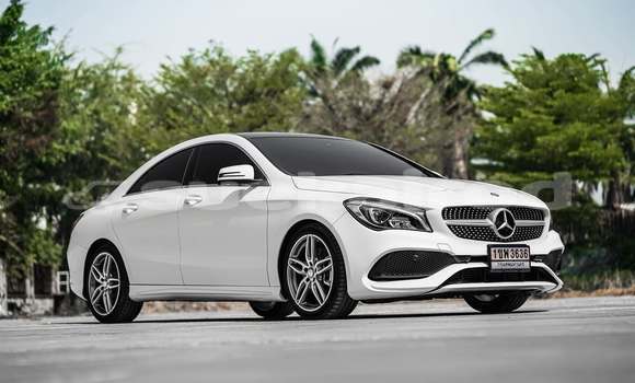 Buy Used Mercedes‒Benz GL–Class White Car in Bangkok in Bangkok Buy Used Mercedes‒Benz GL–Class White Car in Bangkok in Bangkok