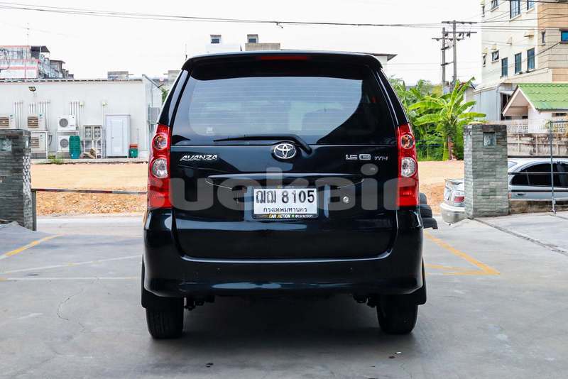 Big with watermark toyota avanza bangkok bangkok 78306