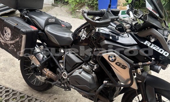 Buy Used BMW R 1200 Black Bike in Phuket in Phuket Buy Used BMW R 1200 Black Bike in Phuket in Phuket