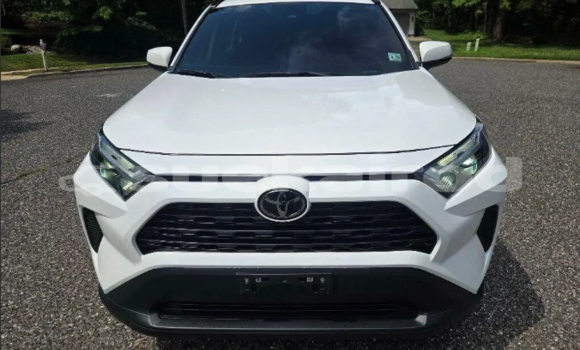 ซื้อ รถมือสอง Toyota RAV4 ขาว รถยนต์ ใน %{เมือง} ใน อ่างทอง