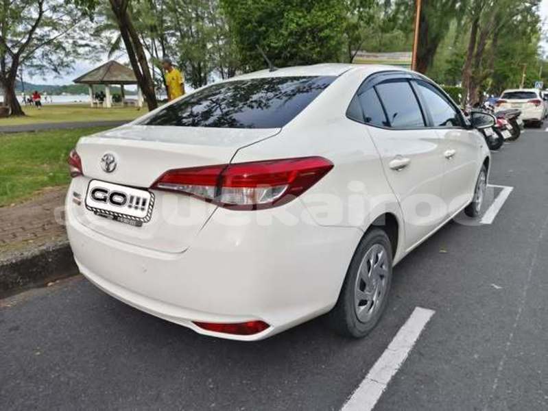 Big with watermark toyota yaris bangkok bangkok 78332