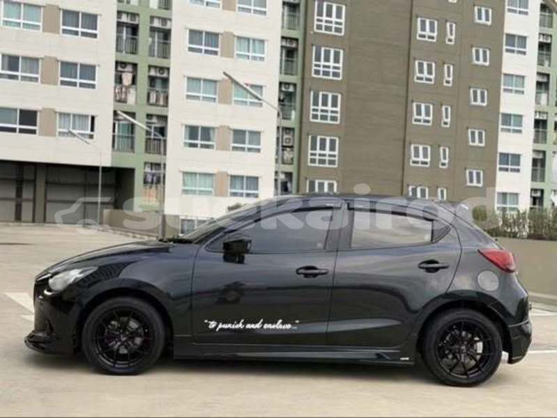 Big with watermark mazda 2 buogkan buogkan 78350