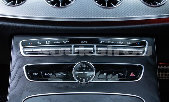 Buy Used Mercedes‒Benz E–Class White Car in Bangkok in Bangkok Buy Used Mercedes‒Benz E–Class White Car in Bangkok in Bangkok