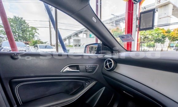 ซื้อ รถมือสอง Mercedes-Benz C-Classe สีดำ รถยนต์ ใน %{เมือง} ใน กรุงเทพมหานคร ซื้อ รถมือสอง Mercedes-Benz C-Classe สีดำ รถยนต์ ใน %{เมือง} ใน กรุงเทพมหานคร