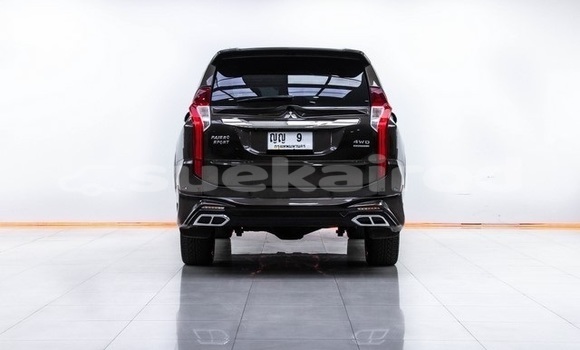 ซื้อ รถมือสอง Mitsubishi Pajero Sport สีน้ำตาล รถยนต์ ใน %{เมือง} ใน กรุงเทพมหานคร ซื้อ รถมือสอง Mitsubishi Pajero Sport สีน้ำตาล รถยนต์ ใน %{เมือง} ใน กรุงเทพมหานคร