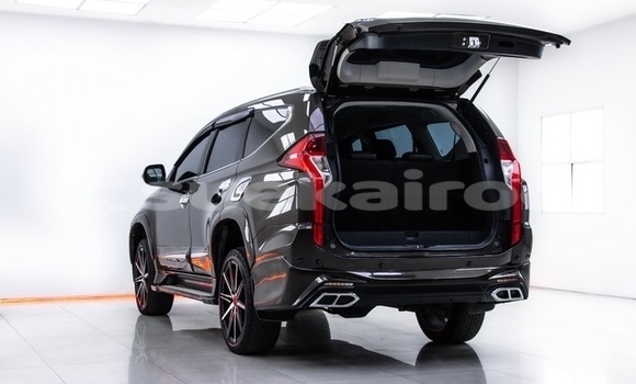 ซื้อ รถมือสอง Mitsubishi Pajero Sport สีน้ำตาล รถยนต์ ใน %{เมือง} ใน กรุงเทพมหานคร ซื้อ รถมือสอง Mitsubishi Pajero Sport สีน้ำตาล รถยนต์ ใน %{เมือง} ใน กรุงเทพมหานคร